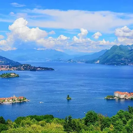 La Tana Sul Lago Apartment *